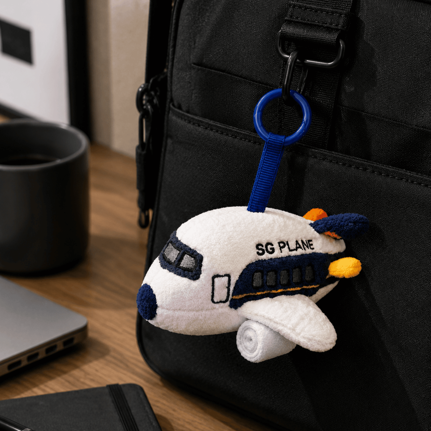 Nibbles by Nom Mini Plane Keychain