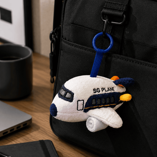 Nibbles by Nom Mini Plane Keychain